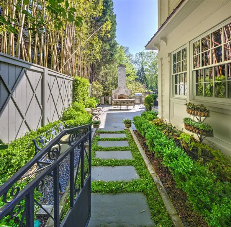 2583 Habersham Road Nw, Atlanta, Georgia 30305, 4 Bedrooms Bedrooms, ,4 BathroomsBathrooms,Residential,For Sale,2583 Habersham Road Nw,7514628