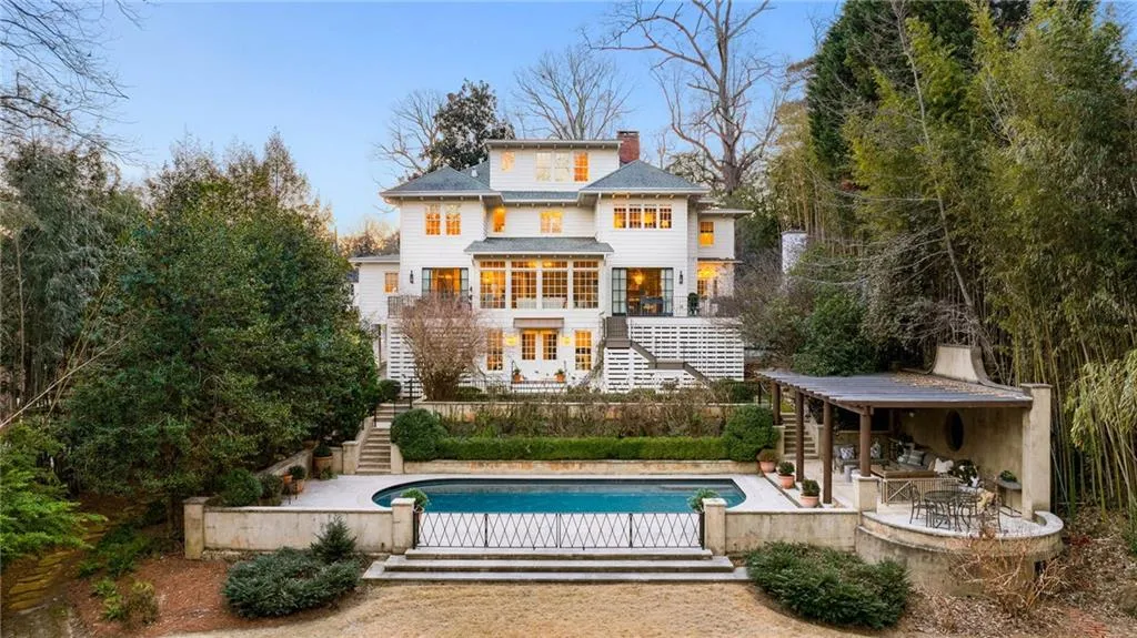 2583 Habersham Road Nw, Atlanta, Georgia 30305, 4 Bedrooms Bedrooms, ,4 BathroomsBathrooms,Residential,For Sale,2583 Habersham Road Nw,7514628