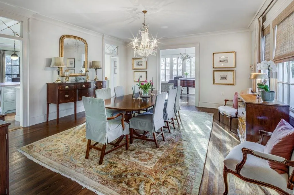 2583 Habersham Road Nw, Atlanta, Georgia 30305, 4 Bedrooms Bedrooms, ,4 BathroomsBathrooms,Residential,For Sale,2583 Habersham Road Nw,7514628