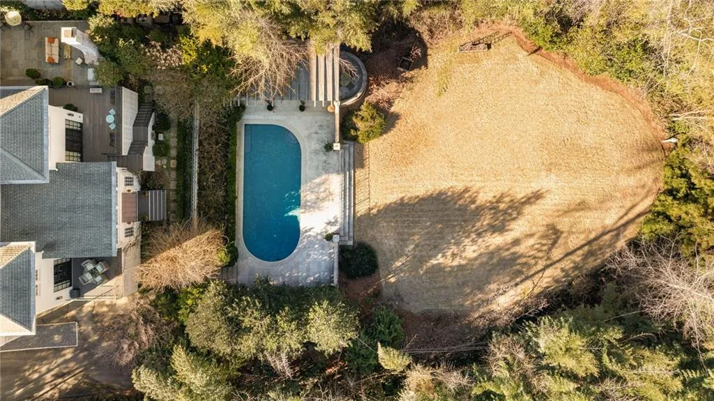 2583 Habersham Road Nw, Atlanta, Georgia 30305, 4 Bedrooms Bedrooms, ,4 BathroomsBathrooms,Residential,For Sale,2583 Habersham Road Nw,7514628