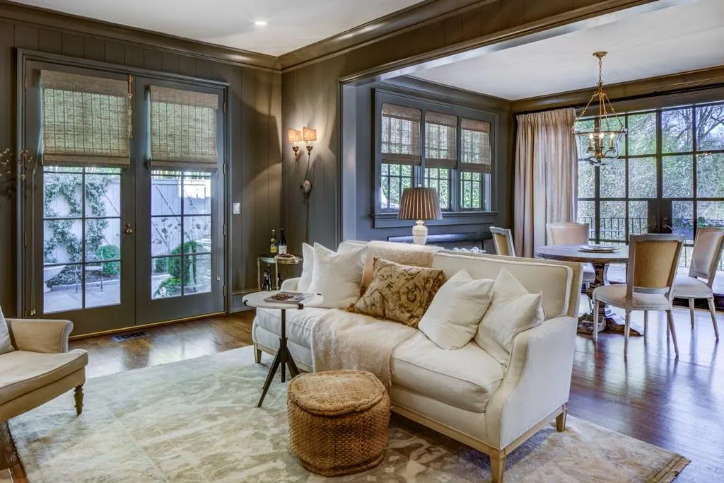 2583 Habersham Road Nw, Atlanta, Georgia 30305, 4 Bedrooms Bedrooms, ,4 BathroomsBathrooms,Residential,For Sale,2583 Habersham Road Nw,7514628
