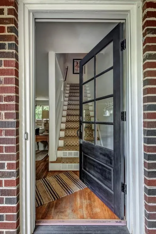 2710 Ridgemore Road Nw, Atlanta, Georgia 30318, 3 Bedrooms Bedrooms, ,2 BathroomsBathrooms,Residential,Sold,2710 Ridgemore Road Nw,6548865