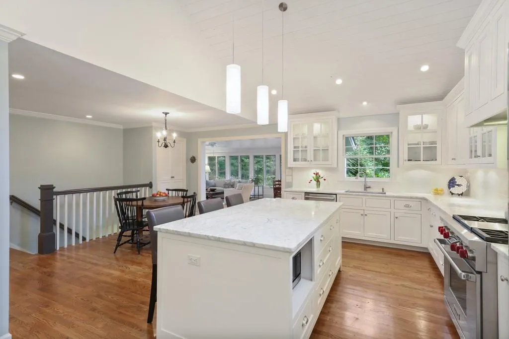 590 Tanacrest Circle, Atlanta, Georgia 30328, 4 Bedrooms Bedrooms, ,3 BathroomsBathrooms,Residential,Sold,590 Tanacrest Circle,6746876