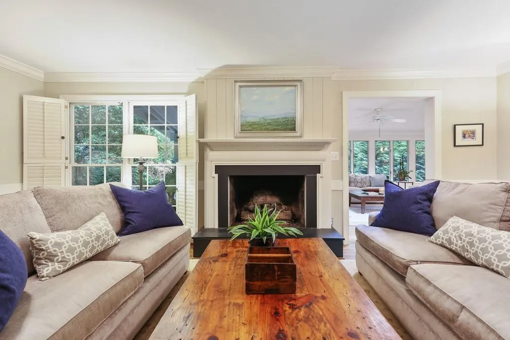 590 Tanacrest Circle, Atlanta, Georgia 30328, 4 Bedrooms Bedrooms, ,3 BathroomsBathrooms,Residential,Sold,590 Tanacrest Circle,6746876