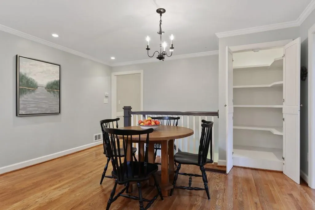 590 Tanacrest Circle, Atlanta, Georgia 30328, 4 Bedrooms Bedrooms, ,3 BathroomsBathrooms,Residential,Sold,590 Tanacrest Circle,6746876