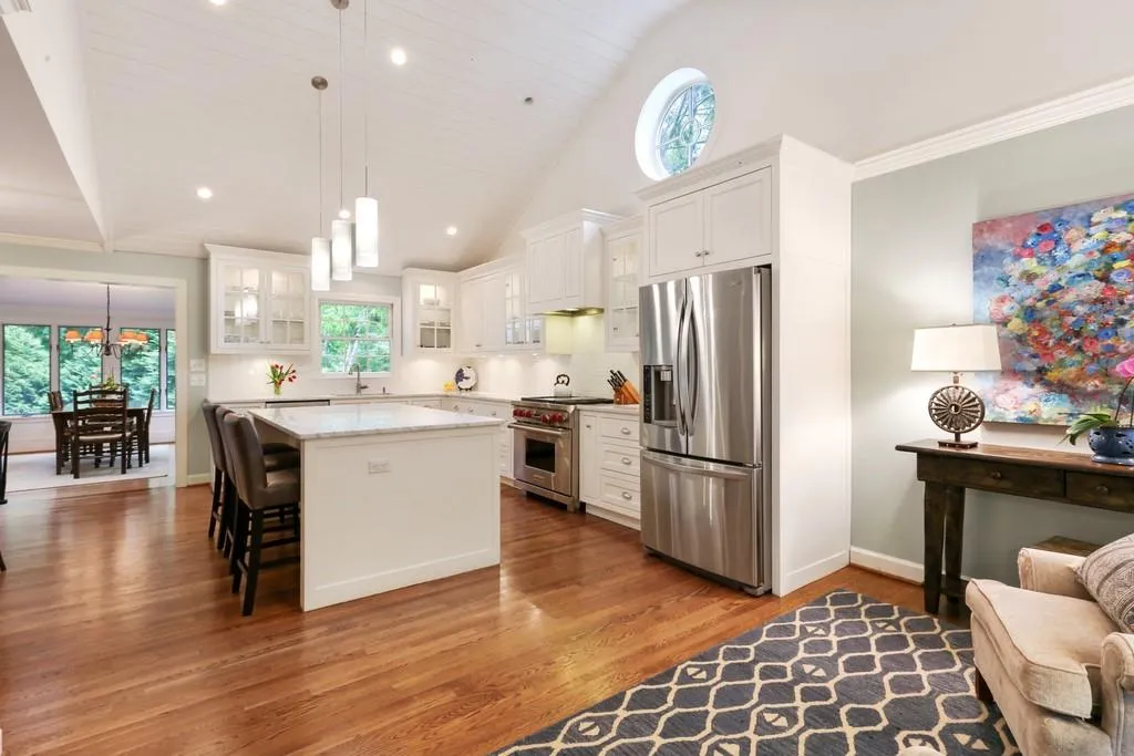 590 Tanacrest Circle, Atlanta, Georgia 30328, 4 Bedrooms Bedrooms, ,3 BathroomsBathrooms,Residential,Sold,590 Tanacrest Circle,6746876