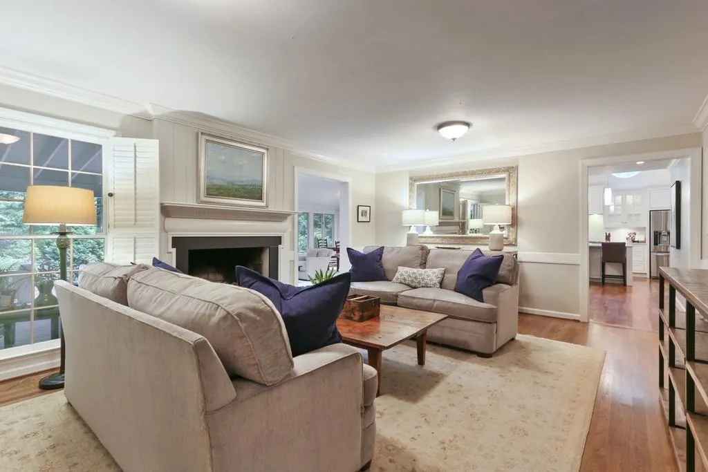 590 Tanacrest Circle, Atlanta, Georgia 30328, 4 Bedrooms Bedrooms, ,3 BathroomsBathrooms,Residential,Sold,590 Tanacrest Circle,6746876