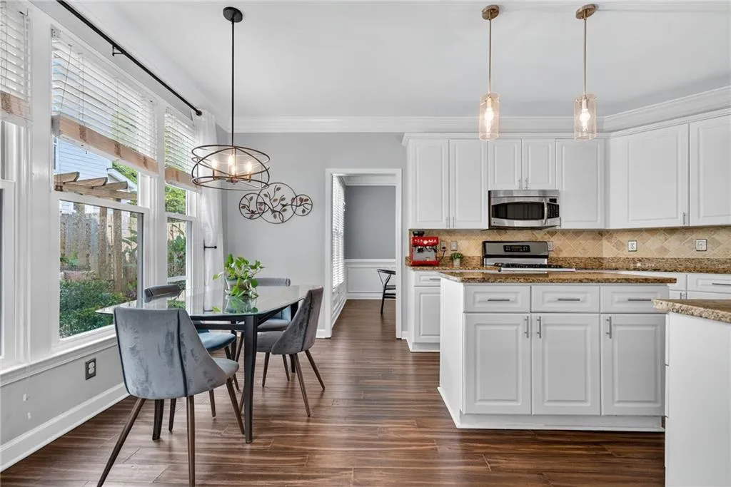 2254 Wayside Drive Ne, Atlanta, Georgia 30319, 3 Bedrooms Bedrooms, ,2 BathroomsBathrooms,Residential,For Sale,2254 Wayside Drive Ne,7634734