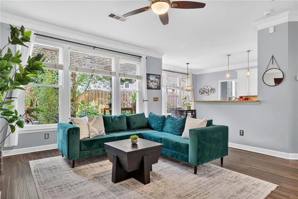 2254 Wayside Drive Ne, Atlanta, Georgia 30319, 3 Bedrooms Bedrooms, ,2 BathroomsBathrooms,Residential,For Sale,2254 Wayside Drive Ne,7634734