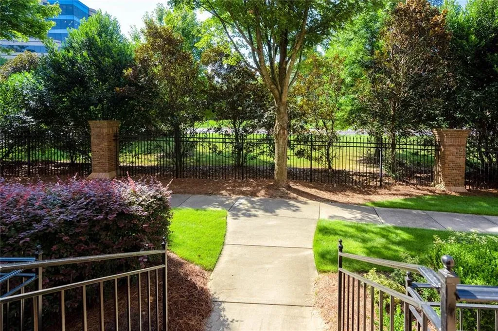 675 Lockton Place, Atlanta, Georgia 30342, 4 Bedrooms Bedrooms, ,4 BathroomsBathrooms,Residential,Sold,675 Lockton Place,7206008