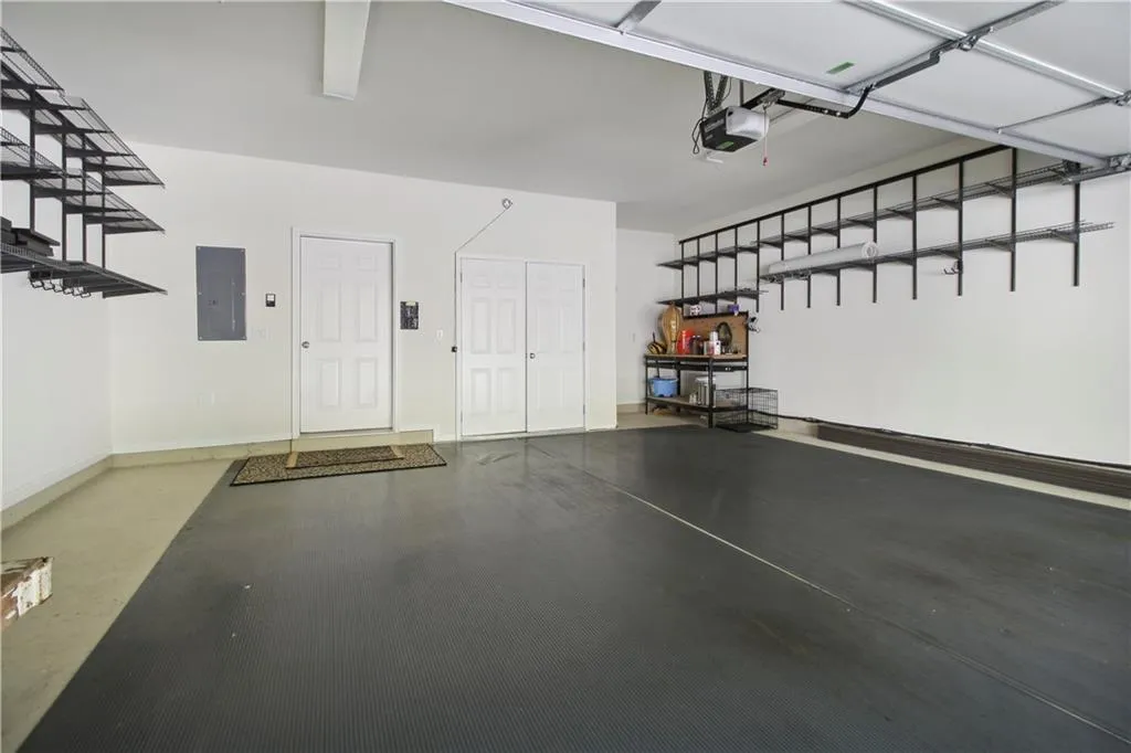 675 Lockton Place, Atlanta, Georgia 30342, 4 Bedrooms Bedrooms, ,4 BathroomsBathrooms,Residential,Sold,675 Lockton Place,7206008