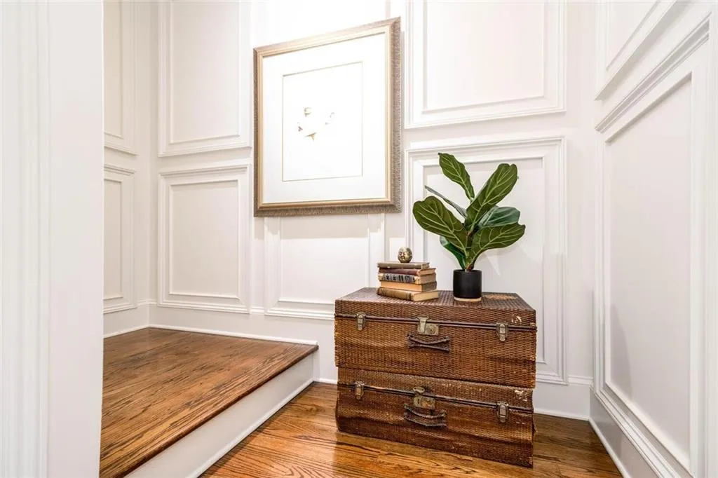 675 Lockton Place, Atlanta, Georgia 30342, 4 Bedrooms Bedrooms, ,4 BathroomsBathrooms,Residential,Sold,675 Lockton Place,7206008