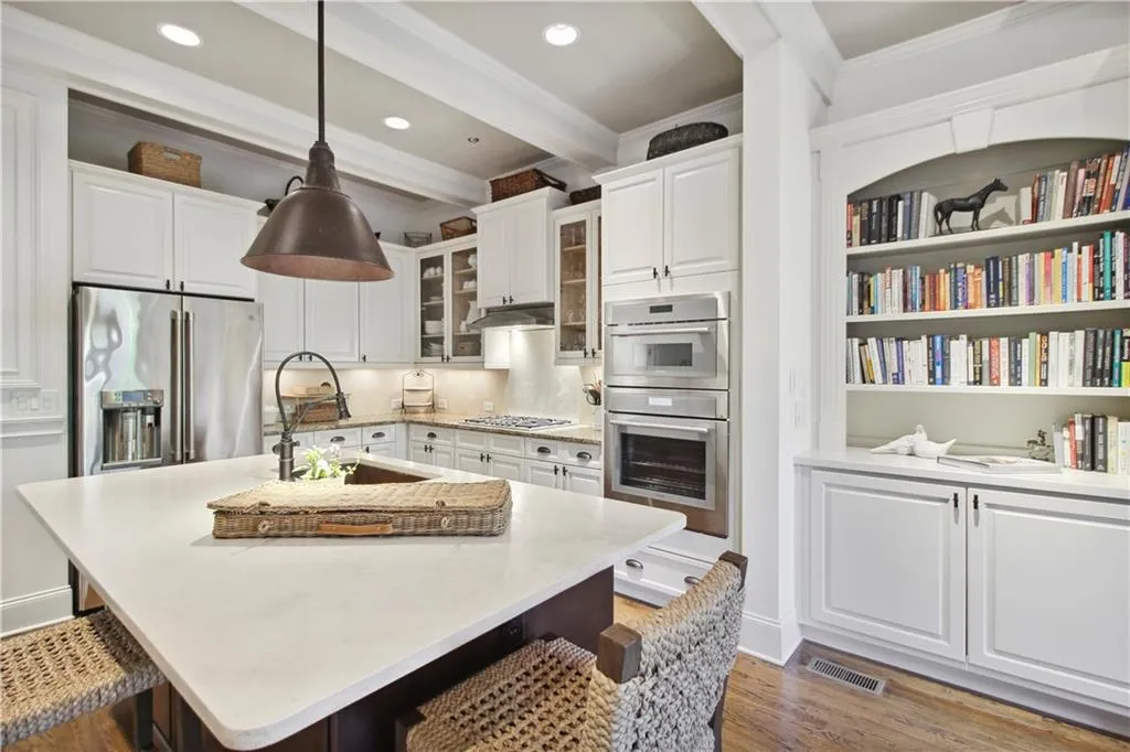 675 Lockton Place, Atlanta, Georgia 30342, 4 Bedrooms Bedrooms, ,4 BathroomsBathrooms,Residential,Sold,675 Lockton Place,7206008