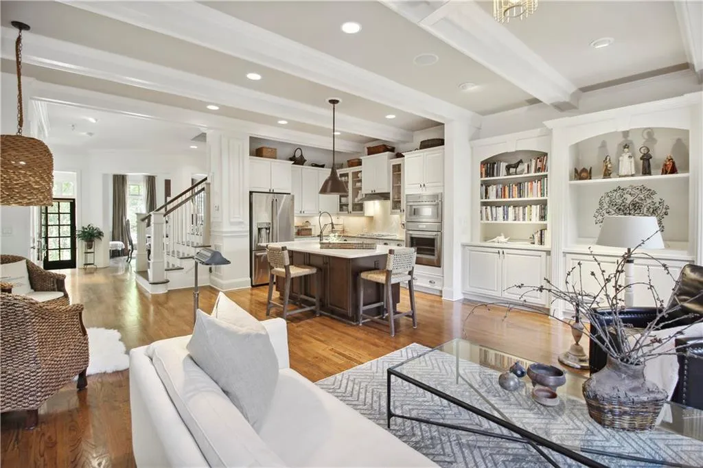 675 Lockton Place, Atlanta, Georgia 30342, 4 Bedrooms Bedrooms, ,4 BathroomsBathrooms,Residential,Sold,675 Lockton Place,7206008