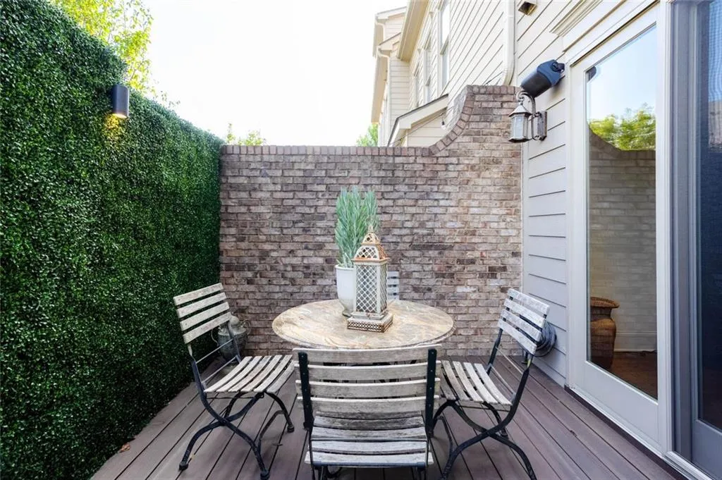 675 Lockton Place, Atlanta, Georgia 30342, 4 Bedrooms Bedrooms, ,4 BathroomsBathrooms,Residential,Sold,675 Lockton Place,7206008