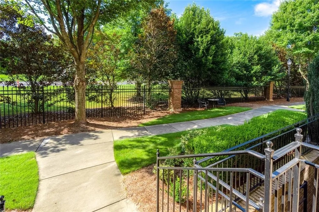 675 Lockton Place, Atlanta, Georgia 30342, 4 Bedrooms Bedrooms, ,4 BathroomsBathrooms,Residential,Sold,675 Lockton Place,7206008