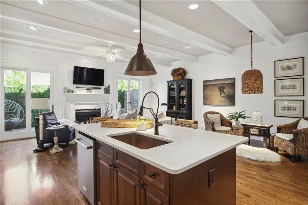 675 Lockton Place, Atlanta, Georgia 30342, 4 Bedrooms Bedrooms, ,4 BathroomsBathrooms,Residential,Sold,675 Lockton Place,7206008