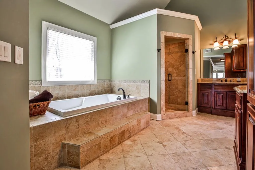 360 Cameron Ridge Drive, Sandy Springs, Georgia 30328, 8 Bedrooms Bedrooms, ,9 BathroomsBathrooms,Residential,Sold,360 Cameron Ridge Drive,6868043