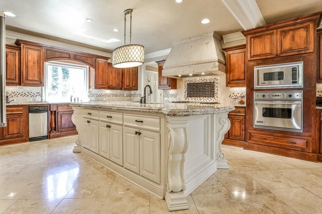 360 Cameron Ridge Drive, Sandy Springs, Georgia 30328, 8 Bedrooms Bedrooms, ,9 BathroomsBathrooms,Residential,Sold,360 Cameron Ridge Drive,6868043