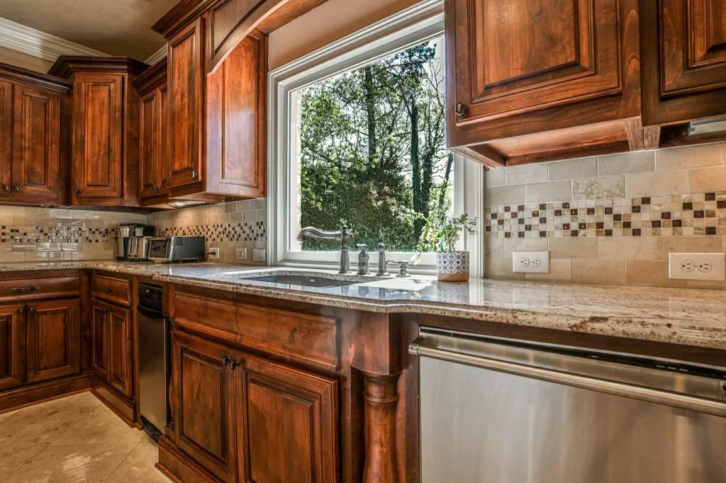 360 Cameron Ridge Drive, Sandy Springs, Georgia 30328, 8 Bedrooms Bedrooms, ,9 BathroomsBathrooms,Residential,Sold,360 Cameron Ridge Drive,6868043
