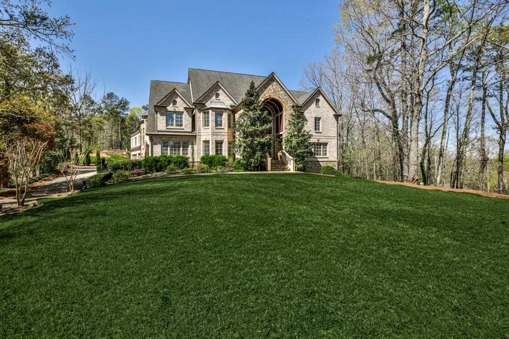 360 Cameron Ridge Drive, Sandy Springs, Georgia 30328, 8 Bedrooms Bedrooms, ,9 BathroomsBathrooms,Residential,Sold,360 Cameron Ridge Drive,6868043