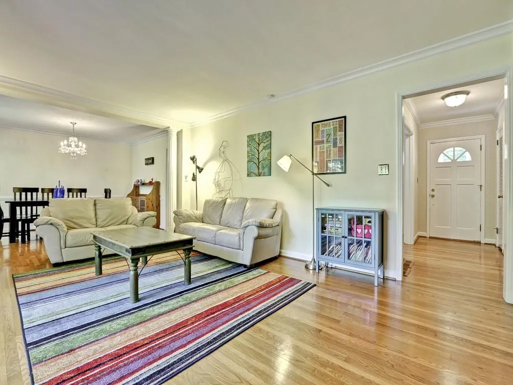 411 Montevallo Drive Ne, Atlanta, Georgia 30342, 5 Bedrooms Bedrooms, ,3 BathroomsBathrooms,Residential,Sold,411 Montevallo Drive Ne,5554794