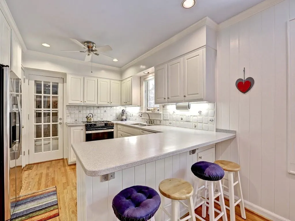 411 Montevallo Drive Ne, Atlanta, Georgia 30342, 5 Bedrooms Bedrooms, ,3 BathroomsBathrooms,Residential,Sold,411 Montevallo Drive Ne,5554794