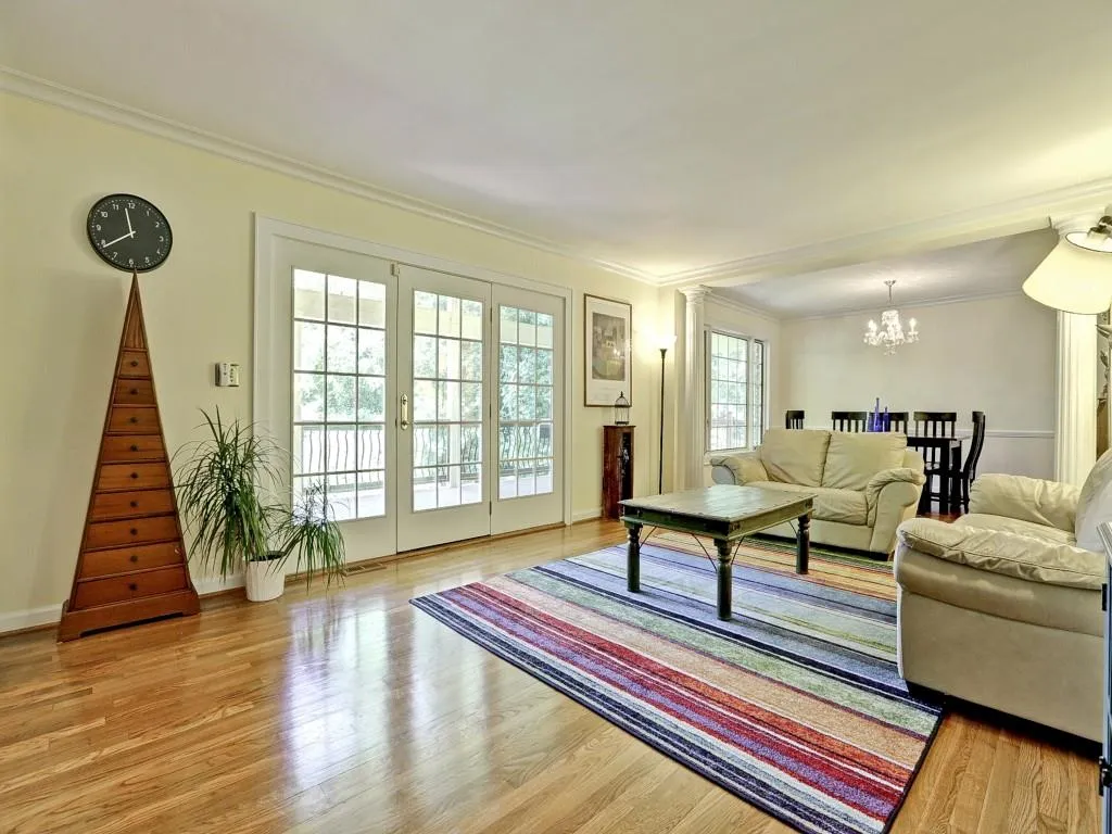 411 Montevallo Drive Ne, Atlanta, Georgia 30342, 5 Bedrooms Bedrooms, ,3 BathroomsBathrooms,Residential,Sold,411 Montevallo Drive Ne,5554794