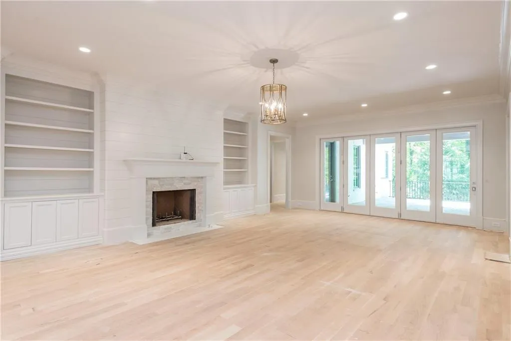 4532 Dudley Lane, Atlanta, Georgia 30327, 5 Bedrooms Bedrooms, ,5 BathroomsBathrooms,Residential,Sold,4532 Dudley Lane,5994212