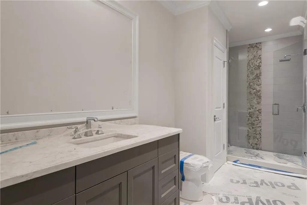 4532 Dudley Lane, Atlanta, Georgia 30327, 5 Bedrooms Bedrooms, ,5 BathroomsBathrooms,Residential,Sold,4532 Dudley Lane,5994212