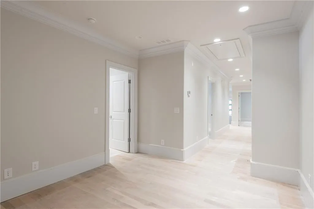 4532 Dudley Lane, Atlanta, Georgia 30327, 5 Bedrooms Bedrooms, ,5 BathroomsBathrooms,Residential,Sold,4532 Dudley Lane,5994212