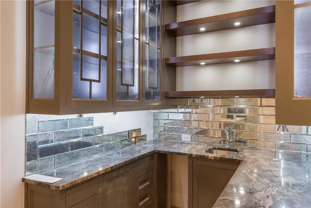 4532 Dudley Lane, Atlanta, Georgia 30327, 5 Bedrooms Bedrooms, ,5 BathroomsBathrooms,Residential,Sold,4532 Dudley Lane,5994212