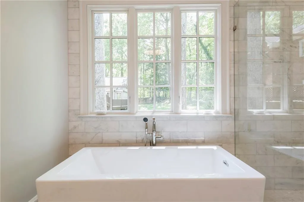 4532 Dudley Lane, Atlanta, Georgia 30327, 5 Bedrooms Bedrooms, ,5 BathroomsBathrooms,Residential,Sold,4532 Dudley Lane,5994212