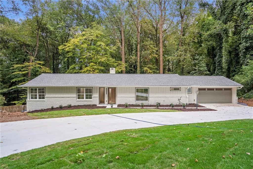 4955 Powers Ferry Road, Sandy Springs, Georgia 30327, 5 Bedrooms Bedrooms, ,3 BathroomsBathrooms,Residential,For Sale,4955 Powers Ferry Road,7678062