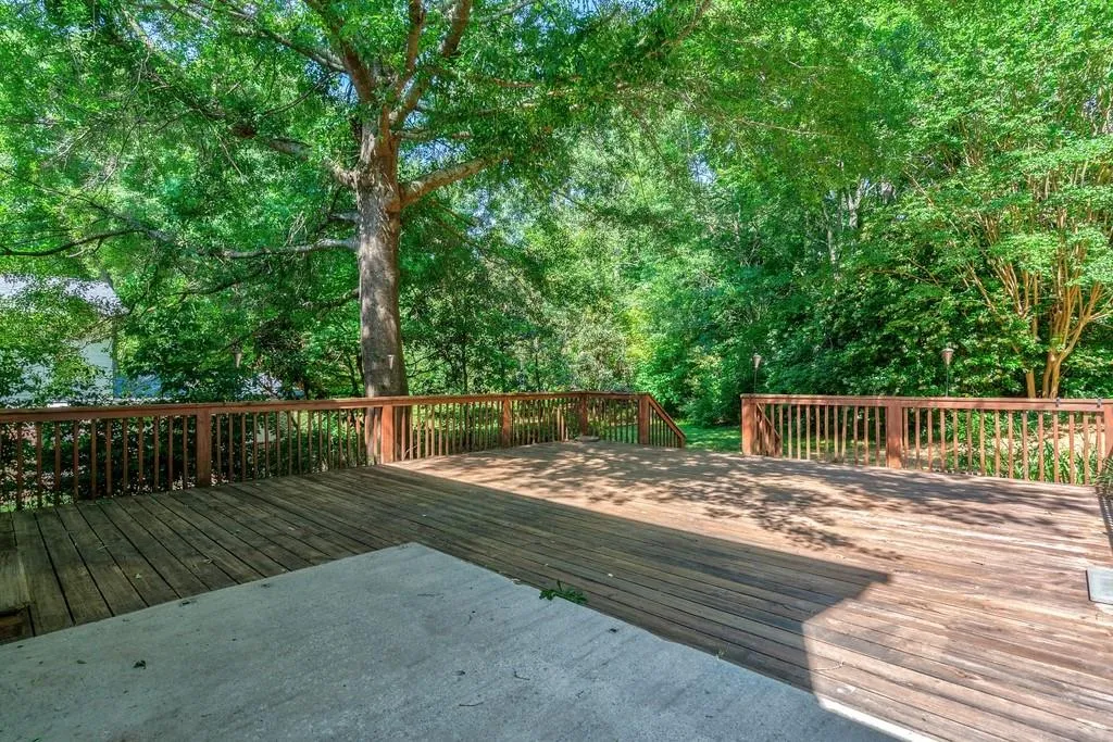 6550 Wright Road, Atlanta, Georgia 30328, 3 Bedrooms Bedrooms, ,2 BathroomsBathrooms,Residential,Sold,6550 Wright Road,6885778