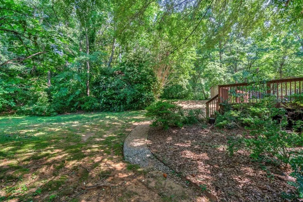 6550 Wright Road, Atlanta, Georgia 30328, 3 Bedrooms Bedrooms, ,2 BathroomsBathrooms,Residential,Sold,6550 Wright Road,6885778