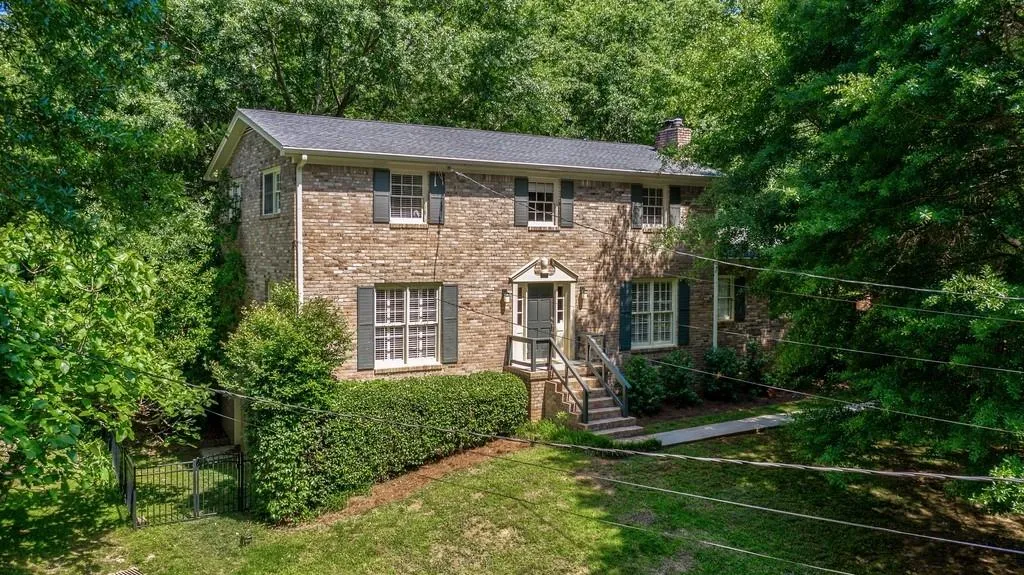 6550 Wright Road, Atlanta, Georgia 30328, 3 Bedrooms Bedrooms, ,2 BathroomsBathrooms,Residential,Sold,6550 Wright Road,6885778