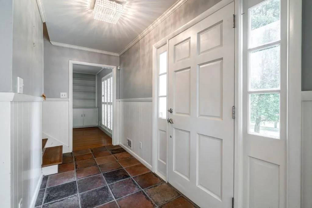 6550 Wright Road, Atlanta, Georgia 30328, 3 Bedrooms Bedrooms, ,2 BathroomsBathrooms,Residential,Sold,6550 Wright Road,6885778