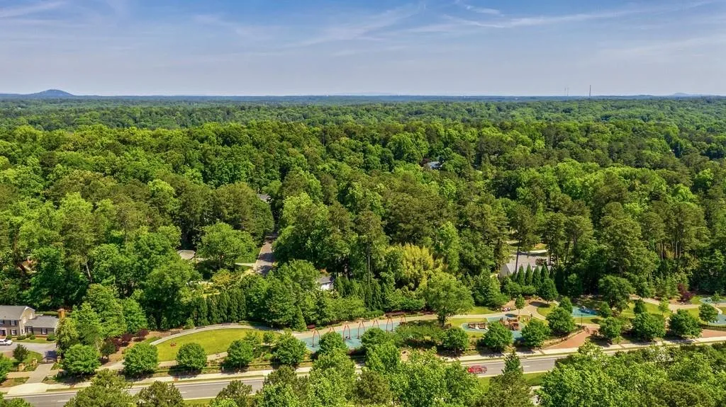 6550 Wright Road, Atlanta, Georgia 30328, 3 Bedrooms Bedrooms, ,2 BathroomsBathrooms,Residential,Sold,6550 Wright Road,6885778