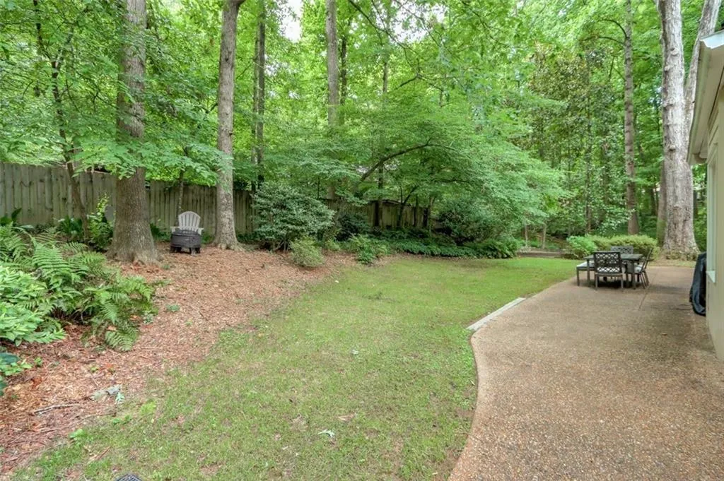 430 Lost Forest Court, Sandy Springs, Georgia 30328, 5 Bedrooms Bedrooms, ,3 BathroomsBathrooms,Residential,Sold,430 Lost Forest Court,6908884