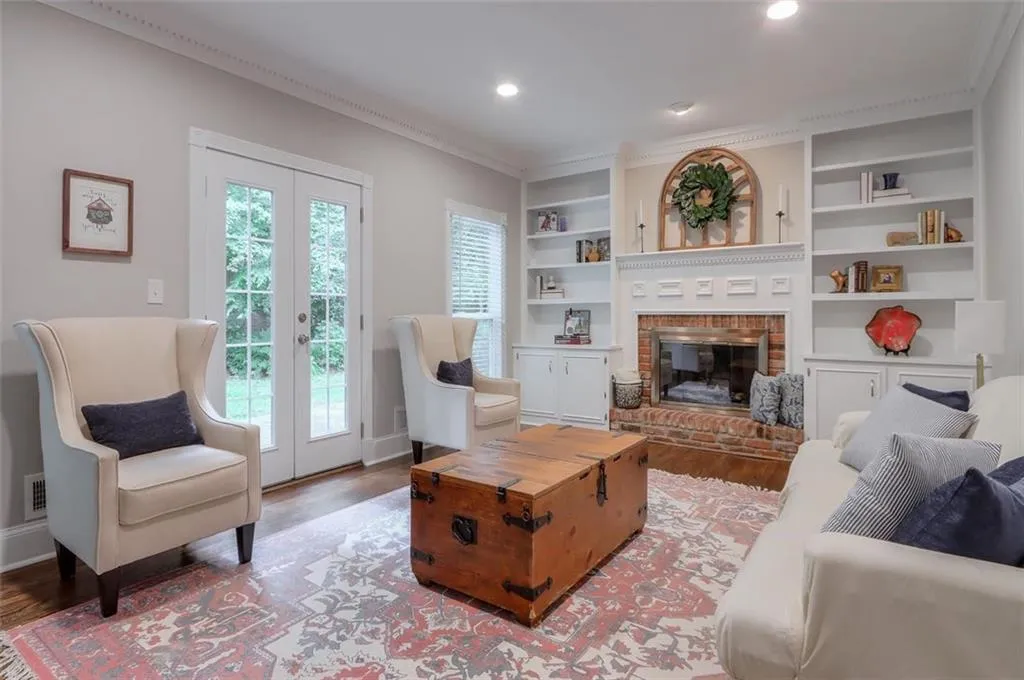 430 Lost Forest Court, Sandy Springs, Georgia 30328, 5 Bedrooms Bedrooms, ,3 BathroomsBathrooms,Residential,Sold,430 Lost Forest Court,6908884