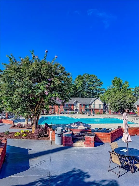 6851 Roswell Rd Unit P3, Atlanta, Georgia 30328, 2 Bedrooms Bedrooms, ,2 BathroomsBathrooms,Residential,For Sale,6851 Roswell Rd Unit P3,7615538