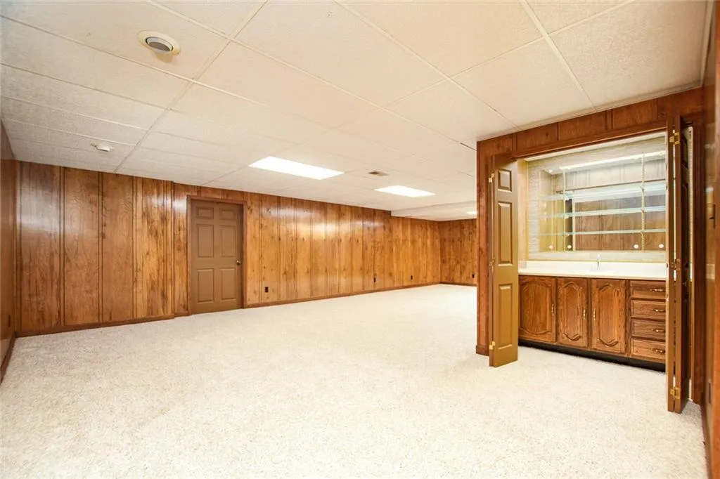 1290 Heards Ferry Road, Sandy Springs, Georgia 30328, 5 Bedrooms Bedrooms, ,4 BathroomsBathrooms,Residential,Sold,1290 Heards Ferry Road,6562690