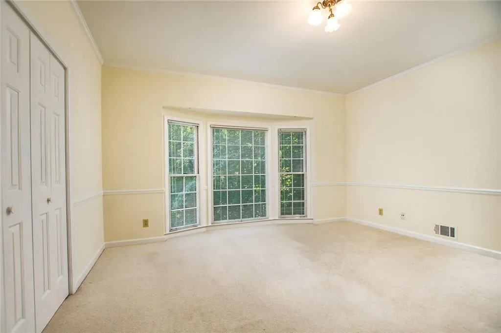 1290 Heards Ferry Road, Sandy Springs, Georgia 30328, 5 Bedrooms Bedrooms, ,4 BathroomsBathrooms,Residential,Sold,1290 Heards Ferry Road,6562690