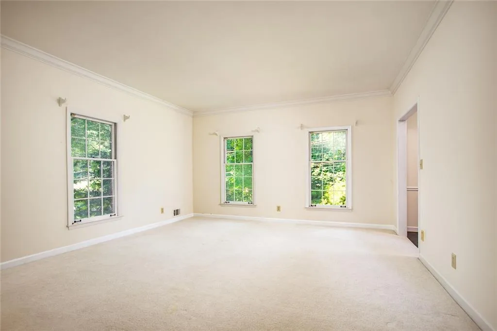 1290 Heards Ferry Road, Sandy Springs, Georgia 30328, 5 Bedrooms Bedrooms, ,4 BathroomsBathrooms,Residential,Sold,1290 Heards Ferry Road,6562690