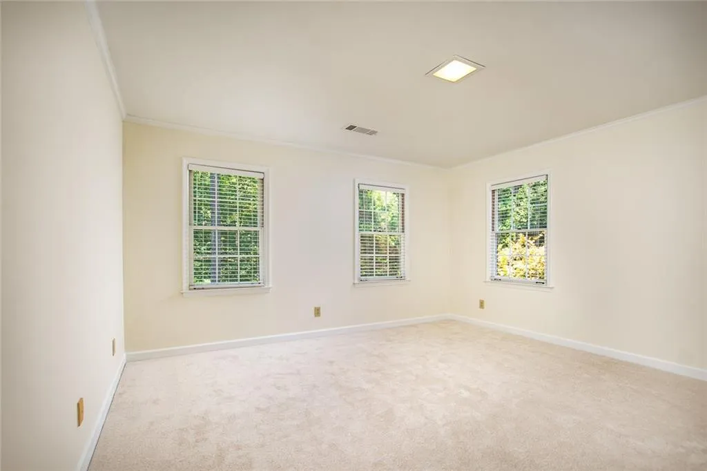 1290 Heards Ferry Road, Sandy Springs, Georgia 30328, 5 Bedrooms Bedrooms, ,4 BathroomsBathrooms,Residential,Sold,1290 Heards Ferry Road,6562690