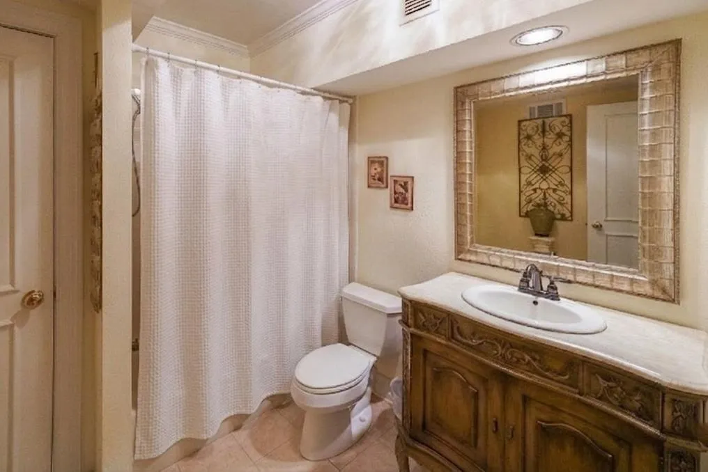 3648 Peachtree Road Unit 4s, Atlanta, Georgia 30319, 3 Bedrooms Bedrooms, 0 ,3 BathroomsBathrooms,Residential,For Sale,3648 Peachtree Road Unit 4s,7759547