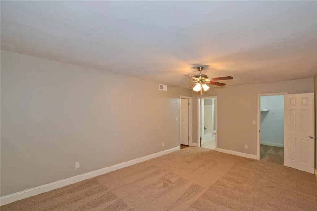 6851 Roswell Road Ne Unit I11, Atlanta, Georgia 30328, 3 Bedrooms Bedrooms, ,2 BathroomsBathrooms,Residential,Sold,6851 Roswell Road Ne Unit I11,6121013
