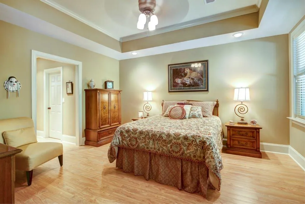 1880 Spalding Drive, Sandy Springs, Georgia 30350, 6 Bedrooms Bedrooms, ,4 BathroomsBathrooms,Residential,Sold,1880 Spalding Drive,5728382