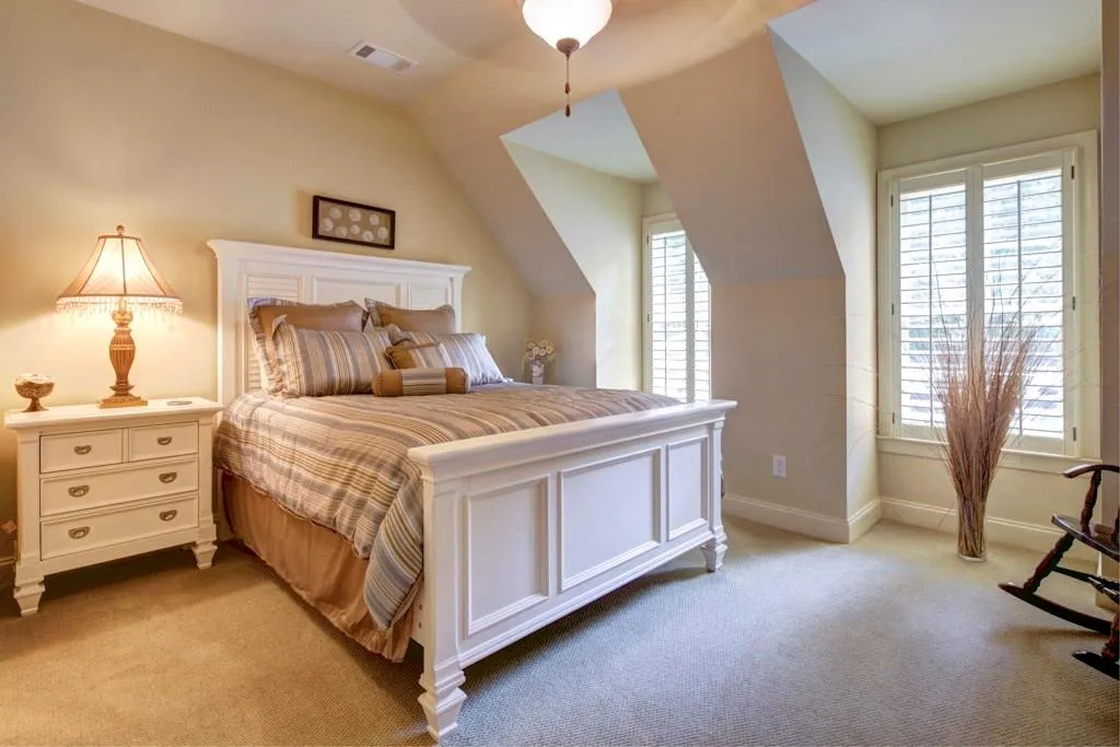 1880 Spalding Drive, Sandy Springs, Georgia 30350, 6 Bedrooms Bedrooms, ,4 BathroomsBathrooms,Residential,Sold,1880 Spalding Drive,5728382